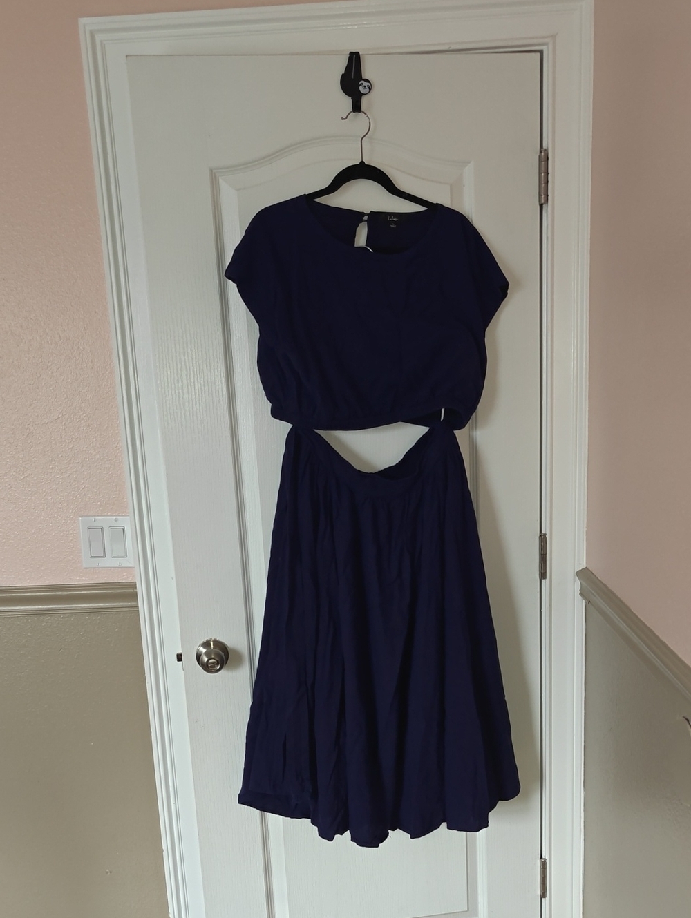 Lulu's Navy Textured Top with Branded Label